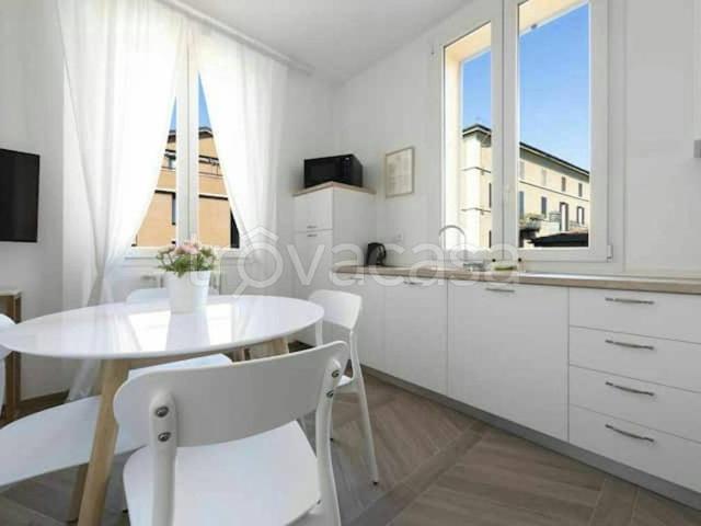 Appartamento in affitto a Bologna via Giuseppe Massarenti, arredato, studio TrovaCasa