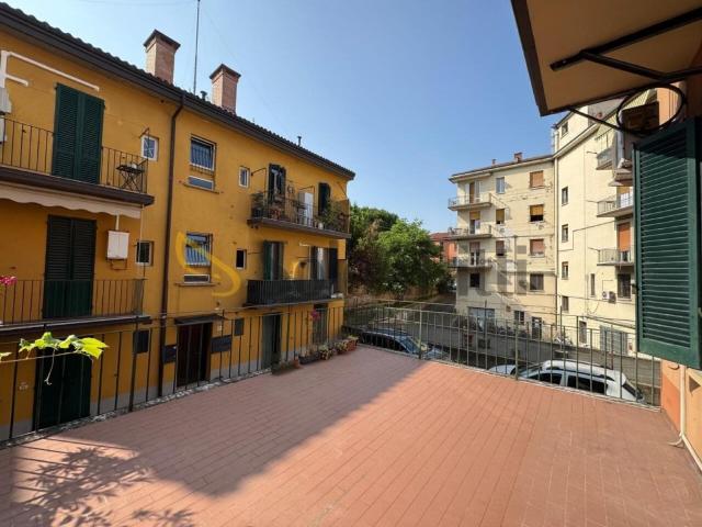 Appartamento in affitto a Bologna via Pelagio Palagi, 20, arredato, posto auto, terrazzo TrovaCasa
