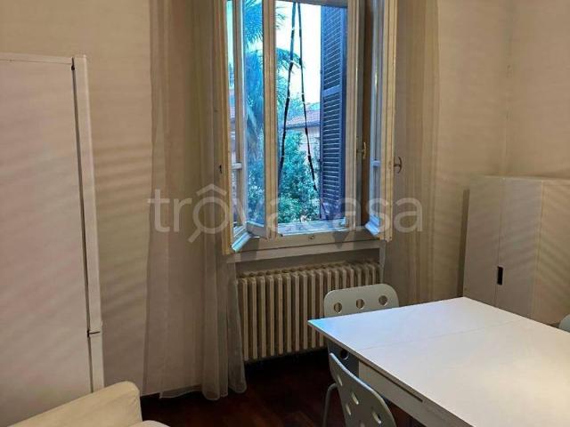Appartamento in affitto a Bologna via Saragozza, arredato, riscaldamento autonomo TrovaCasa