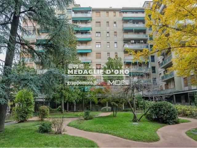Appartamento in affitto a Bologna via Ugo Lenzi, 1, San Felice