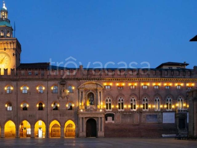 Appartamento in affitto a Bologna via Volturno, riscaldamento autonomo, parzialmente arredato, ultimo piano TrovaCasa