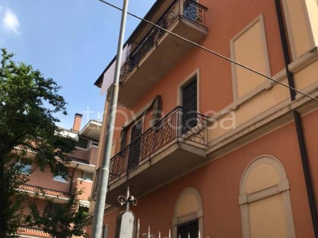 Appartamento in affitto a Bologna viale Antonio Aldini, arredato, riscaldamento autonomo, ultimo piano TrovaCasa