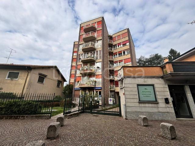 Appartamento in affitto a Bollate via Camillo Benso di Cavour, 4, arredato, terrazzo, ascensore TrovaCasa