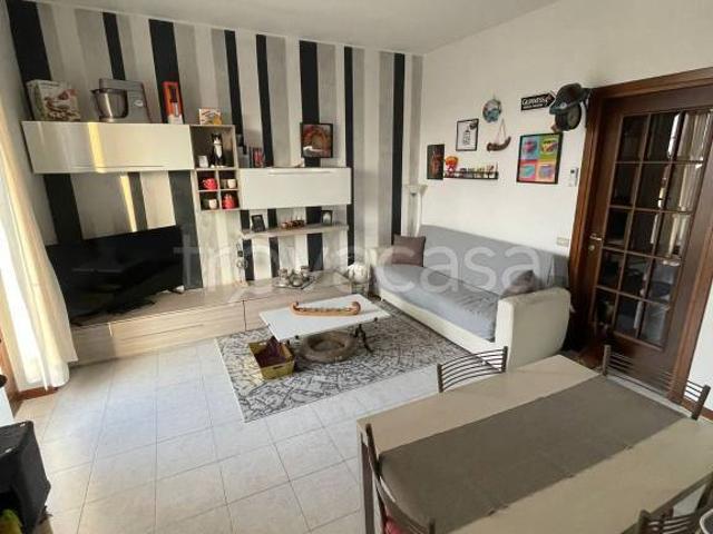 Appartamento in affitto a Bonate Sopra