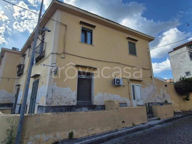Appartamento in affitto a Boscotrecase via Luigi Settembrini, 27, non arredato/vuoto, angolo cottura TrovaCasa