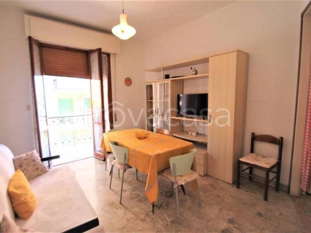 Appartamento in affitto a Borghetto Santo Spirito corso Europa 14 arredato, vista mare, lavatrice TrovaCasa