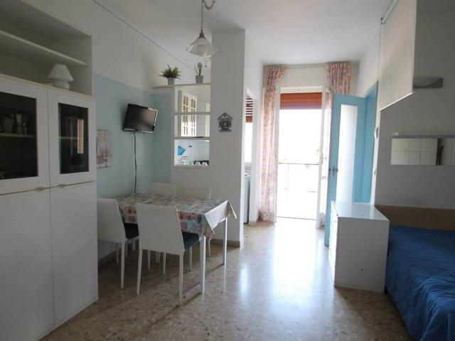 Appartamento in affitto a Borghetto Santo Spirito SV