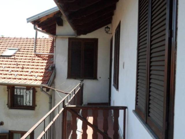 Appartamento in affitto a Borgosesia VC