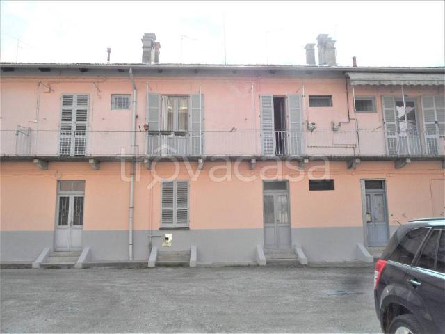 Appartamento in affitto a Borgosesia viale Duca d'Aosta, 16, arredato, box, centrale TrovaCasa