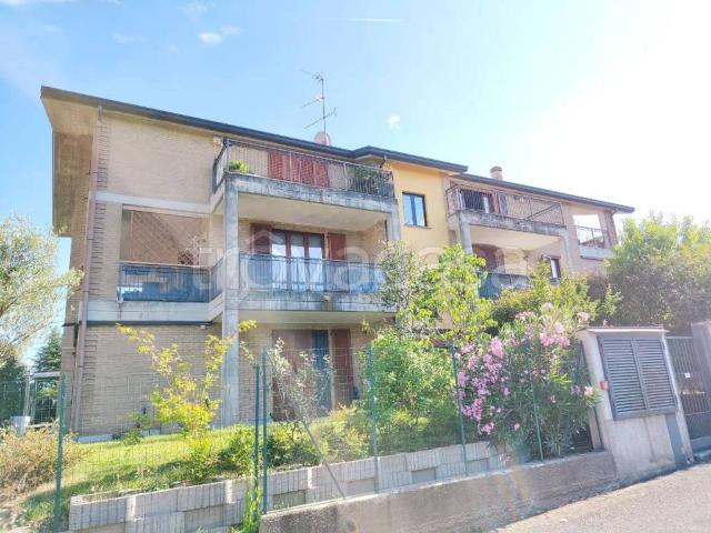 Appartamento in affitto a Bregnano via 1 Maggio, 48, box, terrazzo, parzialmente arredato TrovaCasa