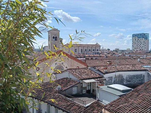 Appartamento in affitto a Brescia