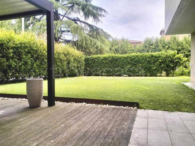Appartamento in affitto a Brescia, Brescia Due