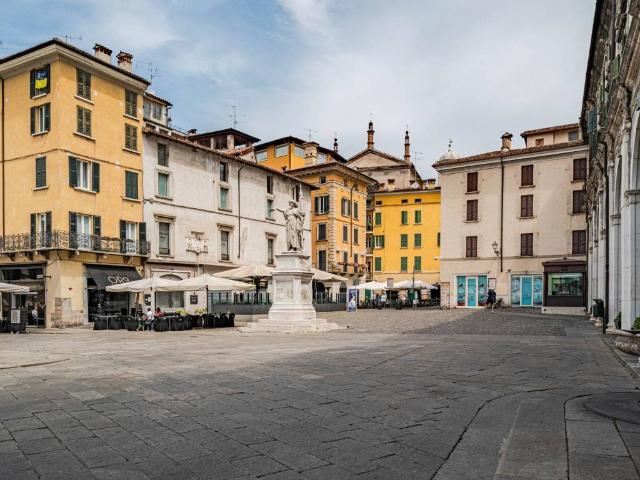 Appartamento in affitto a Brescia BS