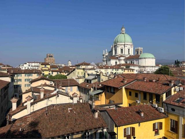 Appartamento in affitto a Brescia BS