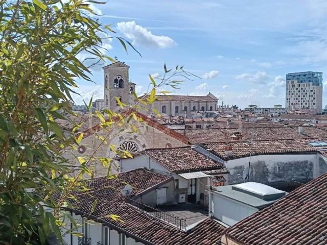 Appartamento in affitto a Brescia, non arredato/vuoto, terrazzo, riscaldamento autonomo TrovaCasa
