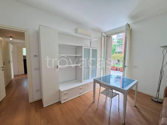 Appartamento in affitto a Brescia via Forcello, 15, arredato, giardino privato, terrazzo TrovaCasa