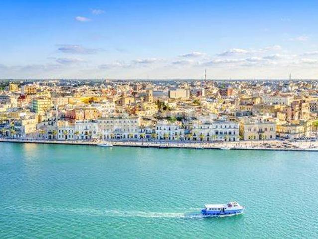 Appartamento in affitto a Brindisi via 15 Novembre 1918, arredato, giardino privato, balcone TrovaCasa