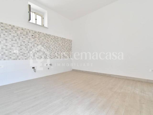 Appartamento in affitto a Brusciano via Padula, non arredato/vuoto, balcone, cucina abitabile TrovaCasa