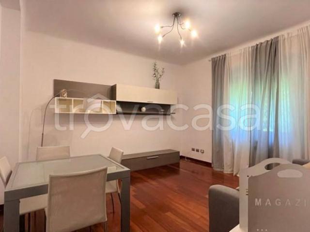 Appartamento in affitto a Cusano Milanino, arredato, cantina, cucina abitabile TrovaCasa