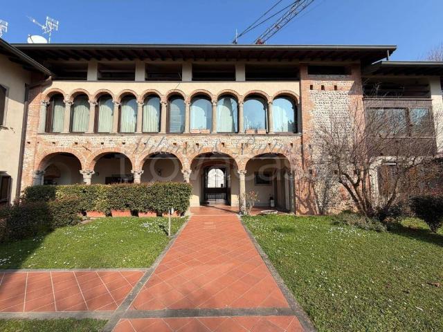 Appartamento in affitto a Curno via Dorotina, 15