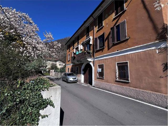 Appartamento in affitto a Cuveglio VA
