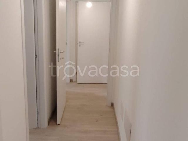 Appartamento in affitto a Cagliari via Niccolò Machiavelli, non arredato/vuoto, posto auto, ascensore TrovaCasa