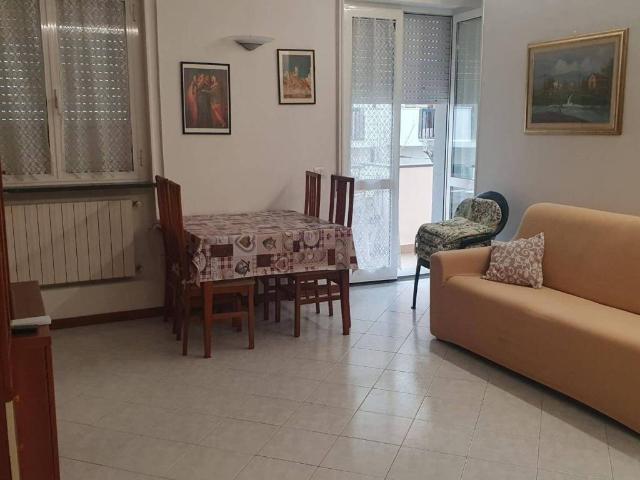 Appartamento in affitto a Camaiore, arredato, terrazzo, balcone TrovaCasa