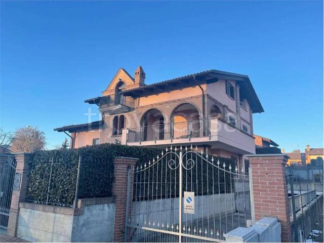 Appartamento in affitto a Cambiano via Einaudi, 52, arredato, terrazzo, angolo cottura TrovaCasa