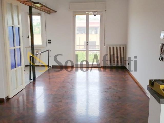 Appartamento in affitto a Camerano, non arredato/vuoto, posto auto, vista panoramica TrovaCasa