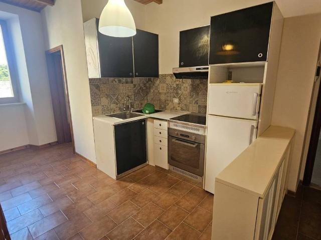 Appartamento in affitto a Camerano AN