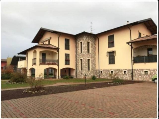 Appartamento in affitto a Cameri, posto auto, box, terrazzo TrovaCasa