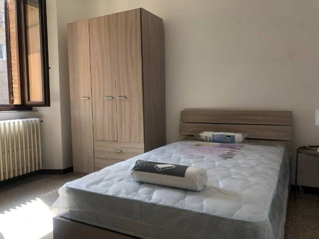 Appartamento in affitto a Camerino MC