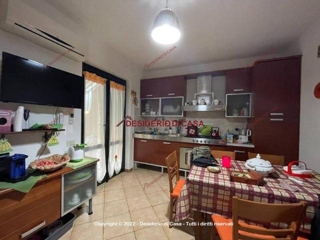 Appartamento in affitto a Campofelice di Roccella contrada Pistavecchia, arredato, giardino privato, posto auto TrovaCasa