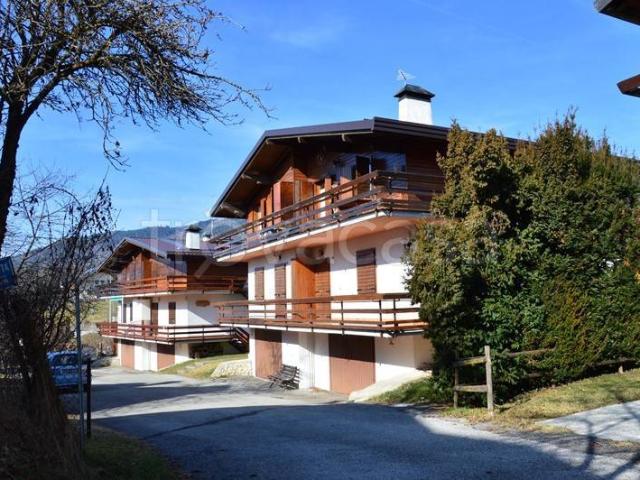 Appartamento in affitto a Canove di Roana via Spillek, arredato, posto auto, giardino condominiale TrovaCasa