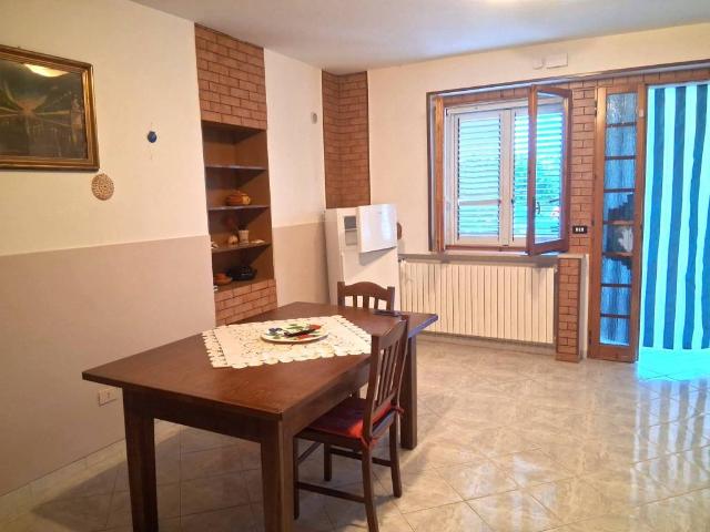 Appartamento in affitto a Canosa Sannita CH