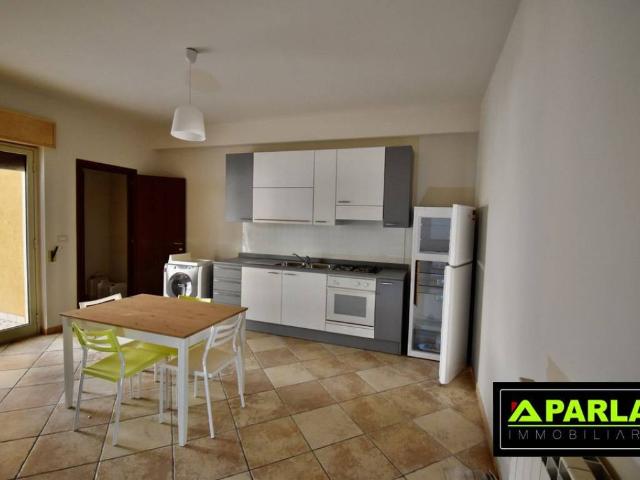 Appartamento in affitto a Canicattì via Regione Siciliana, arredato, terrazzo, ingresso indipendente TrovaCasa