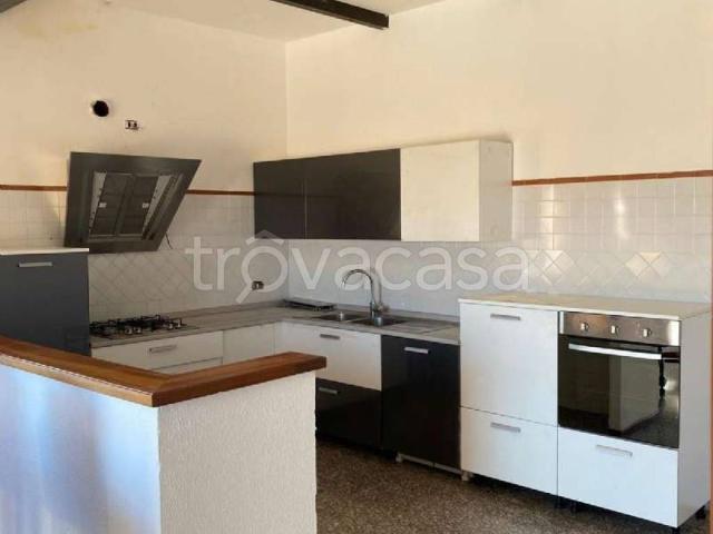 Appartamento in affitto a Casalgrande, posto auto, terrazzo, cantina TrovaCasa