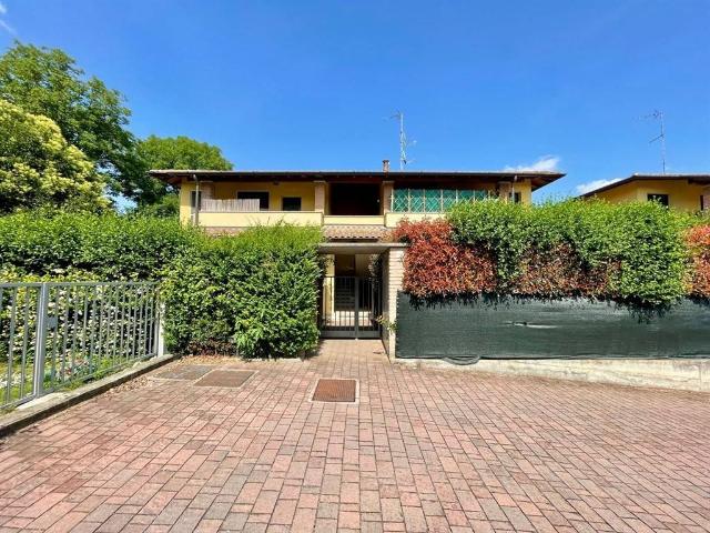 Appartamento in affitto a Casale Litta VA