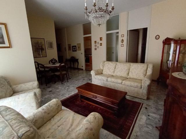 Appartamento in affitto a Casale Monferrato via cavour, arredato, ascensore, doppia esposizione TrovaCasa