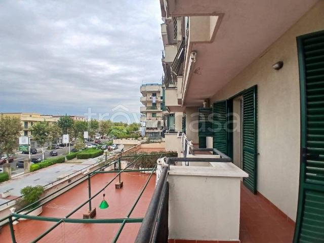 Appartamento in affitto a Casalnuovo di Napoli via Caudio, luminoso, balcone, cucina abitabile TrovaCasa