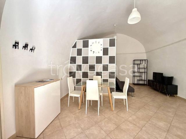 Appartamento in affitto a Casamassima via Ferrantina, 21, arredato, ristrutturato, luminoso TrovaCasa