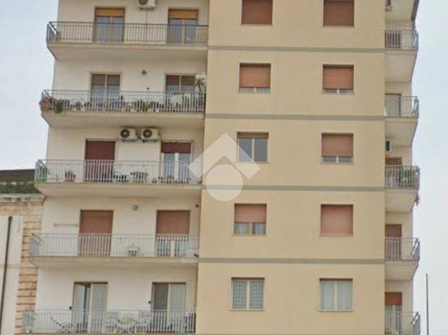 Appartamento in affitto a Casamassima via roma, 6, parzialmente arredato, ascensore, centrale TrovaCasa