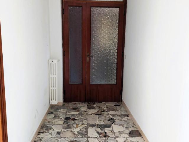Appartamento in affitto a Cascina