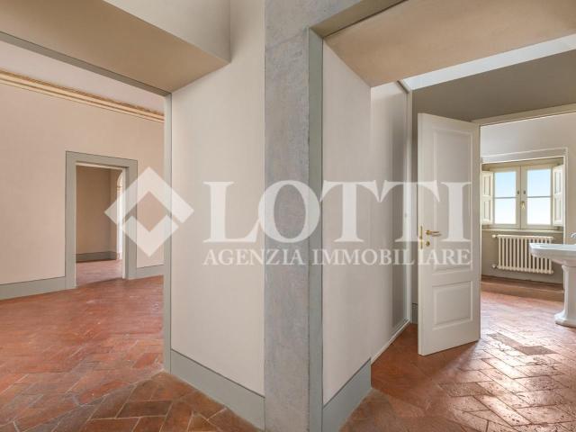 Appartamento in affitto a Cascina
