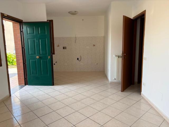 Appartamento in affitto a Cascina cascina pi, non arredato/vuoto, giardino privato, posto auto TrovaCasa