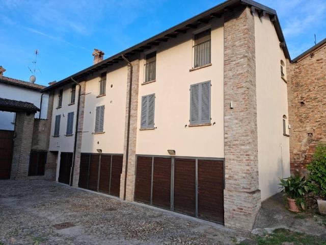 Appartamento in affitto a Casei Gerola PV