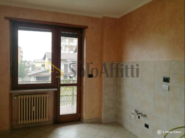 Appartamento in affitto a Caselle Torinese via audello, 8, non arredato/vuoto, box, riscaldamento centralizzato TrovaCasa