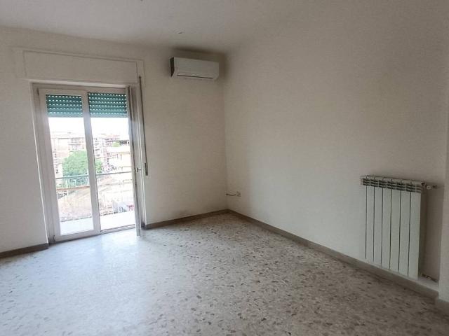Appartamento in affitto a Caserta CE
