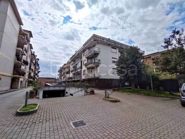 Appartamento in affitto a Caserta viale Abramo Lincoln, arredato, box, terrazzo TrovaCasa