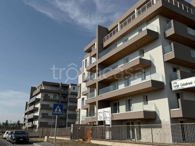 Appartamento in affitto a Cassina de' Pecchi via Giuseppe Mazzini, arredato, box, terrazzo TrovaCasa